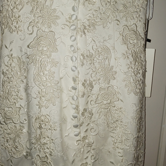 New Bally Bridal Mermaid Wedding Dress Size 2 - Picture 8 of 10